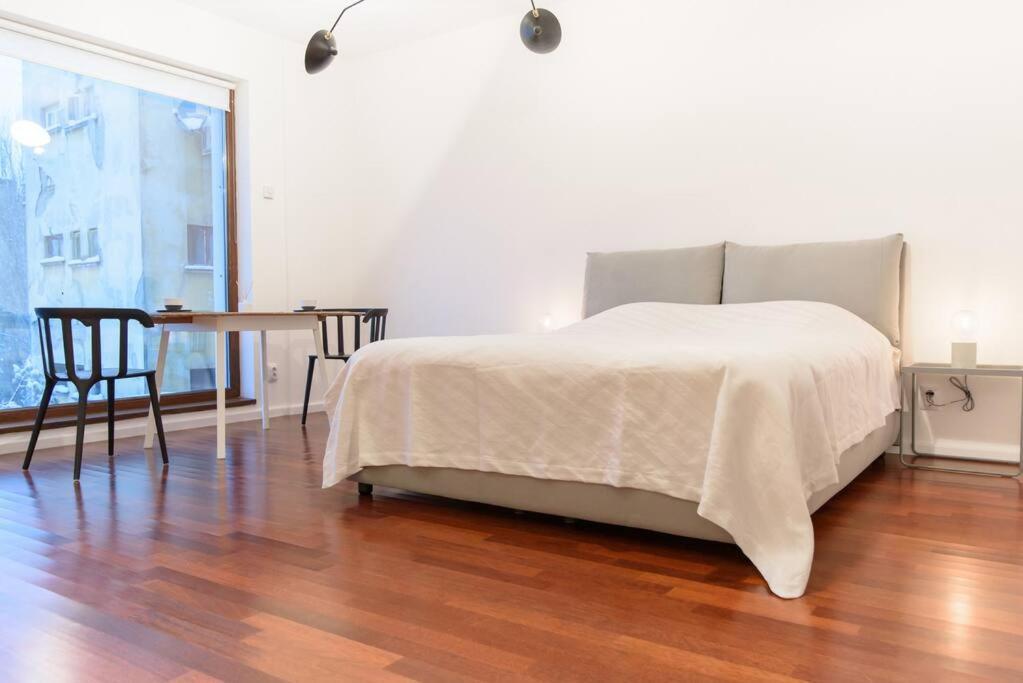 Bianco 19 - Central Studio Universitate - Old Town Bucarest Extérieur photo